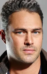 Тейлор Кинни