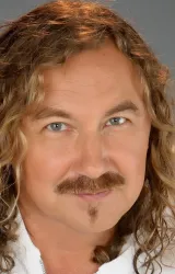 Игорь Николаев