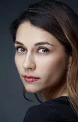 Эсра Ишгюзар