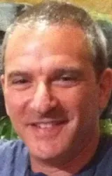 Джо Лазаров